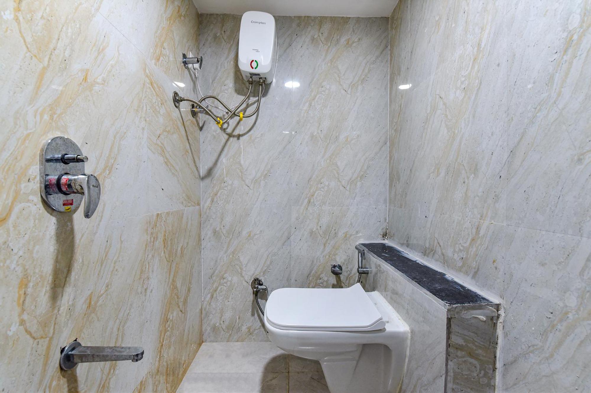 Hotel Green Tree Ahmedabad Exterior foto